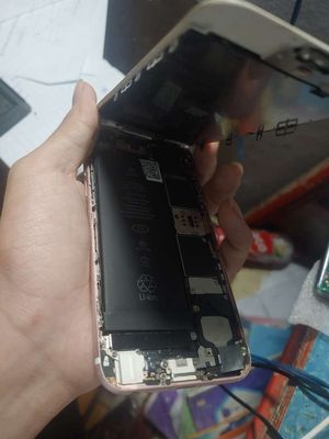 Điện thoại iPhone vàng hồng hỏng, lấy linh kiện. Mua bán Điện thoại tại Thị xã An Nhơn Bình Định được đăng bởi Ziu Ken (Bảo)