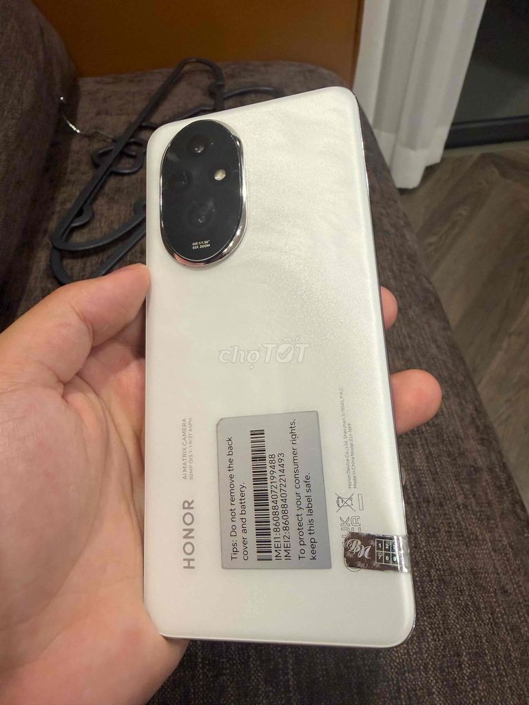 Honor 200 Trắng 12GB/256GB. Mua bán Điện thoại tại Thành phố Bắc Giang Bắc Giang được đăng bởi lộc hình 1