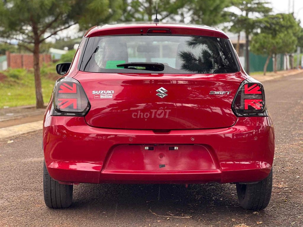 Suzuki Swift 2019 GLX 1.2 CVT - 40000 km. Mua bán Ô tô tại Thành phố Pleiku Gia Lai được đăng bởi Đào Thanh Tài hình 5