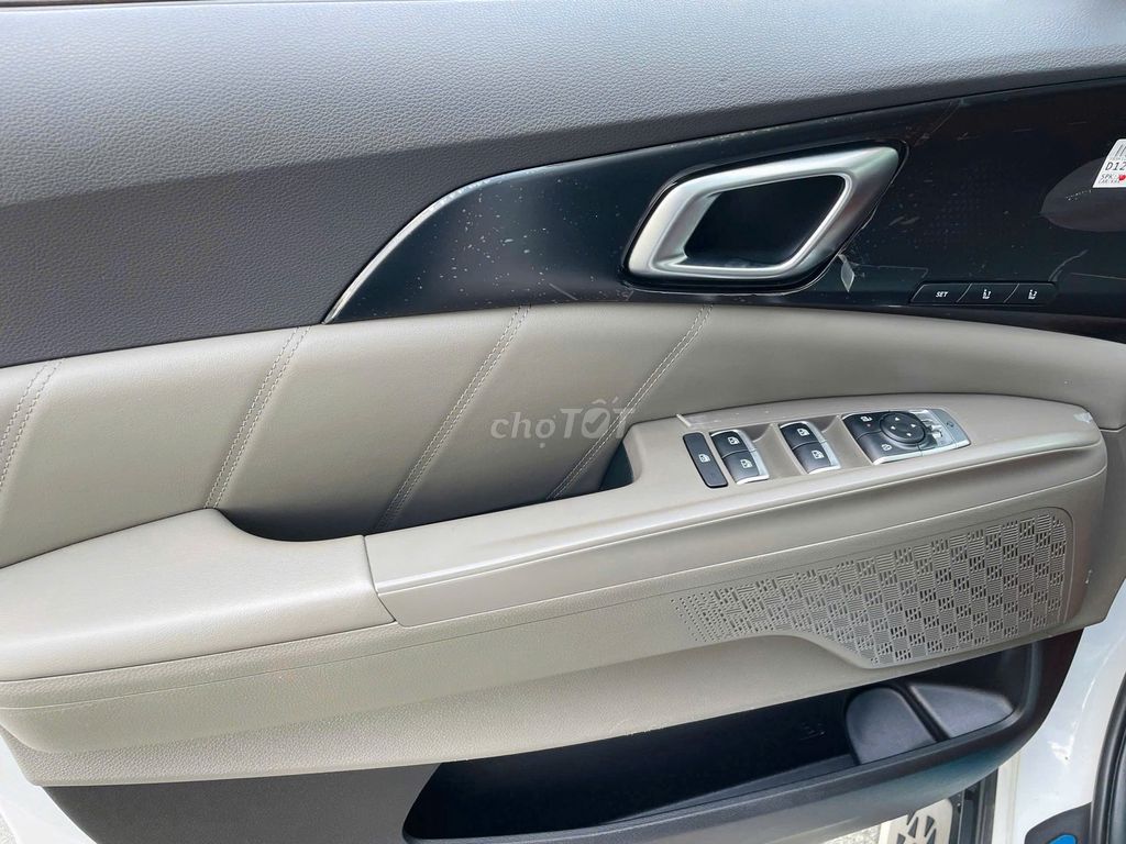 Kia Carnival Premium 2.2D 8S 2025 - 45000 km. Mua bán Ô tô tại Quận Tân Bình Tp Hồ Chí Minh được đăng bởi ĐỨC XE LƯỚT hình 18