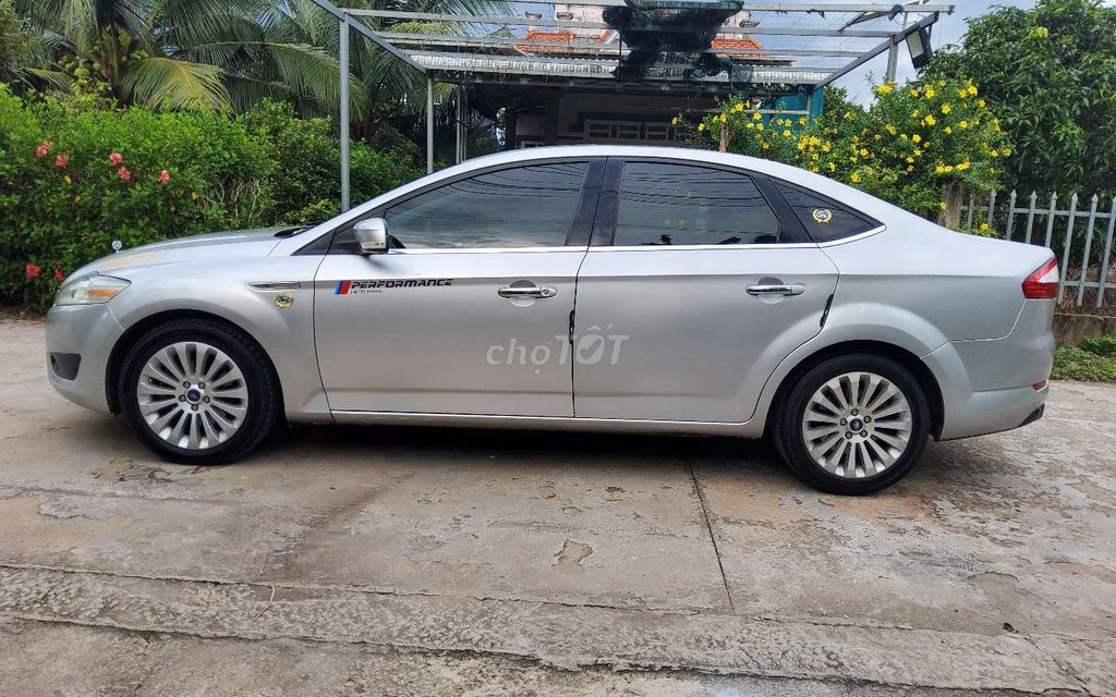 FoModeo,,phiên bản 2,3,,cưc đep sx 2010 AT. Mua bán Ô tô tại Huyện Bàu Bàng Bình Dương được đăng bởi Hau hình 16