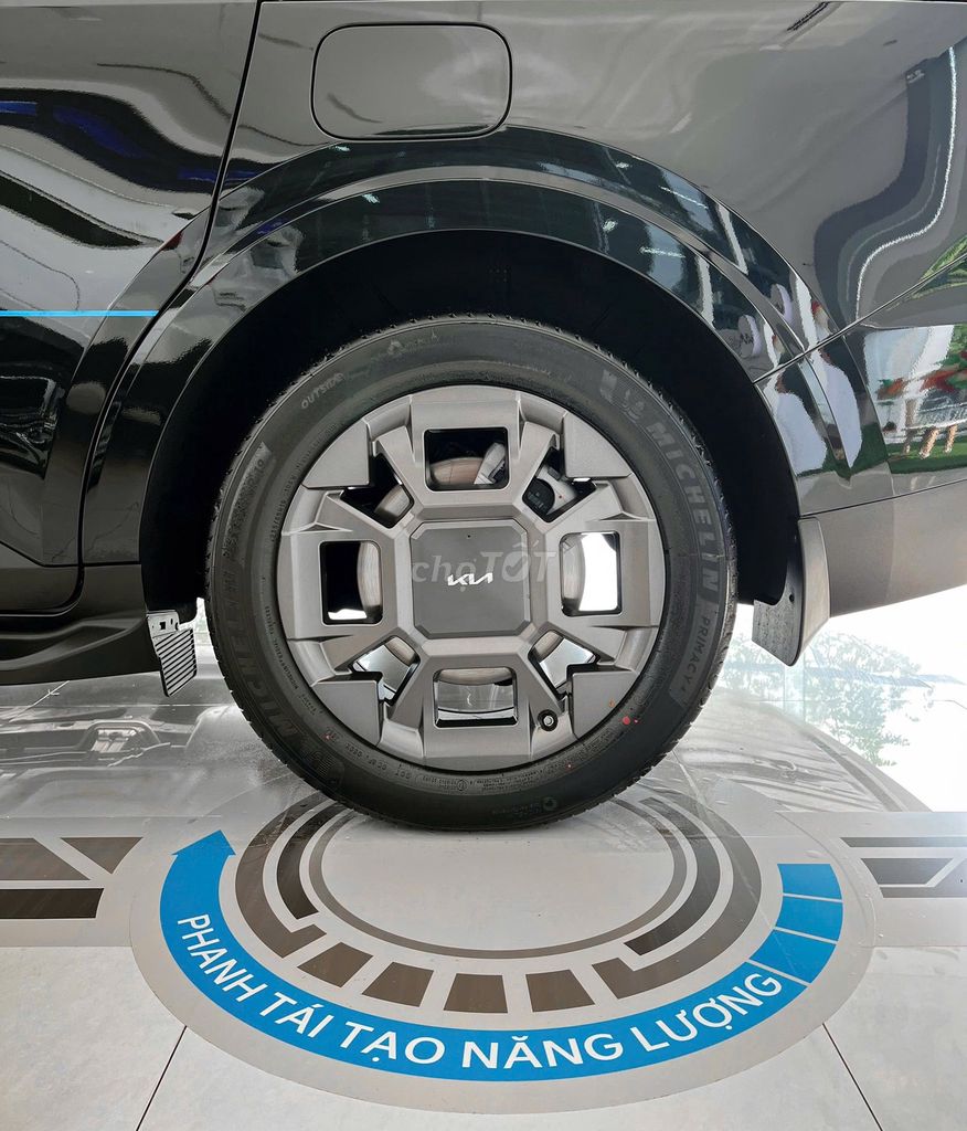 KIA CARNIVAL 1.6T HEV 2025 GIẢM 80TR. Mua bán Ô tô tại Quận 7 Tp Hồ Chí Minh được đăng bởi Tú Mada Kia Phú Mỹ Hưng hình 3