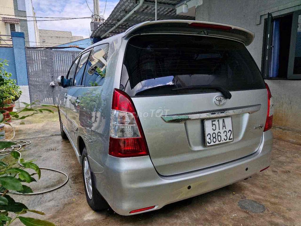 Toyota Innova 2012 2.0V - 280000 km. Mua bán Ô tô tại Quận 12 Tp Hồ Chí Minh được đăng bởi Nguyễn Phúc hình 4