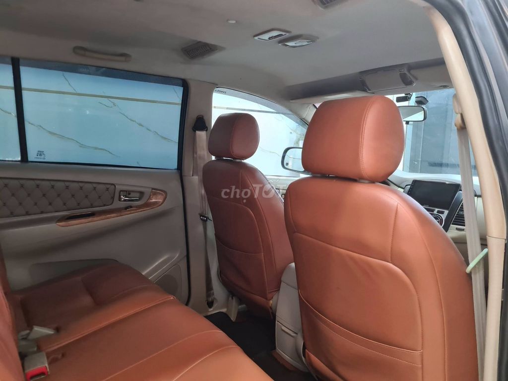 TOYOTA INNOVA 2006 G МКПП 8 мест 2 кондиционера