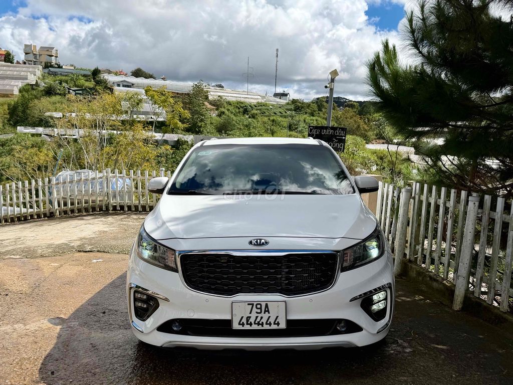 Cần Bán Kia Sedona 2020 Dầu Trắng. Mua bán Ô tô tại Quận 12 Tp Hồ Chí Minh được đăng bởi A TÚ hình 1
