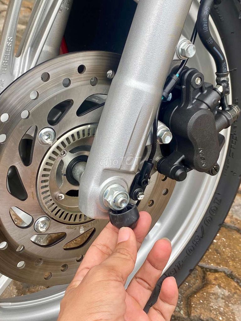 SH 125i ABS 2023 chạy lướt 4.800Km. Mua bán Xe máy tại Quận Ninh Kiều Cần Thơ được đăng bởi Xe Máy TÂN LIÊN HƯNG 1 91B hình 4