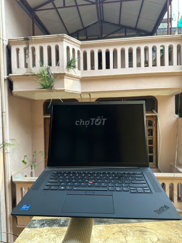 Laptop Lenovo Thinkpad P1 gen 4 màn 2,5K + A2000. Mua bán Laptop tại Quận Đống Đa Hà Nội được đăng bởi Lê Hoàng Anh hình 1