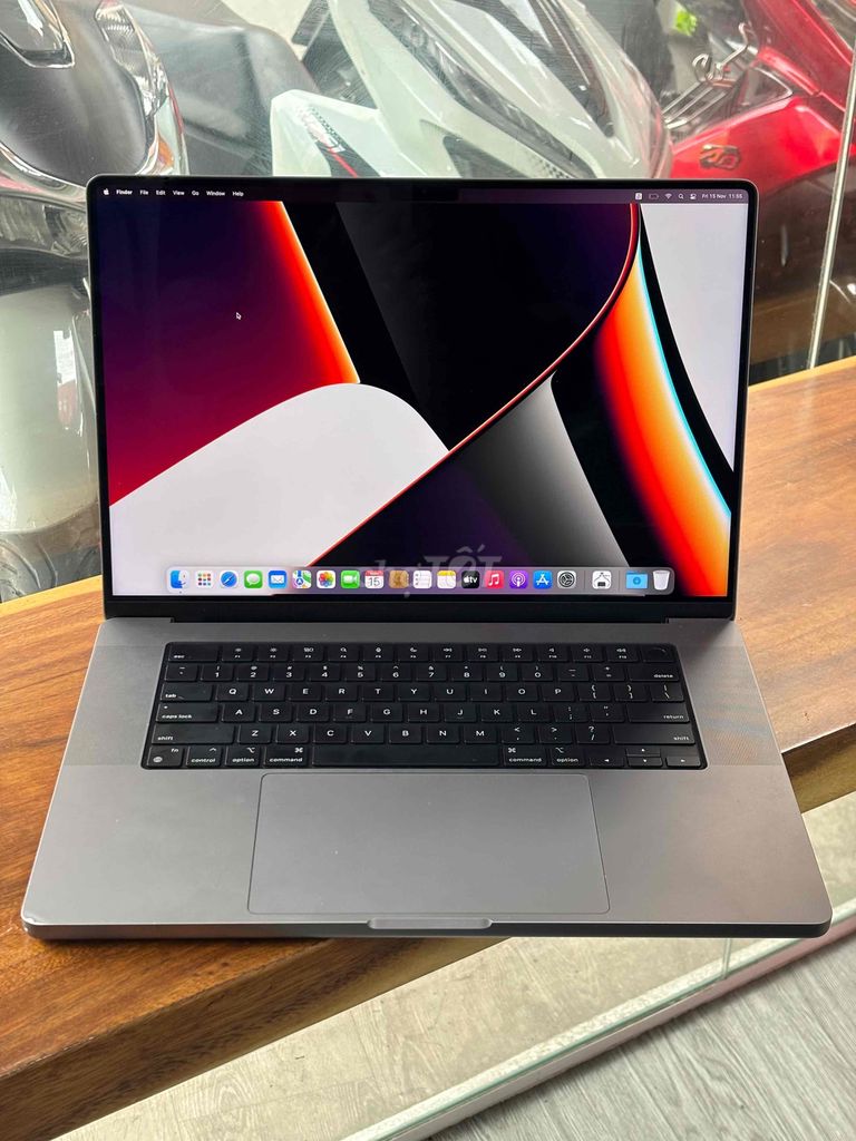 Macbook Pro 16" M1 Pro 16/512 Gray 98.5%