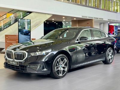 BMW 520i Premium All New 2025 Đen Giao Ngay!. Mua bán Ô tô tại Quận 7 Tp Hồ Chí Minh được đăng bởi Võ Duy Nhật