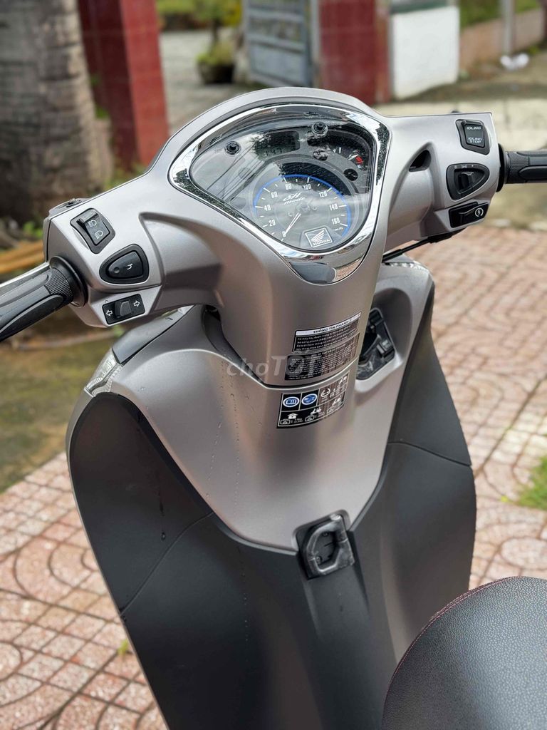 Thanh Lý Shmode 2020 ABS  Fom Cũ Chuẩn Zin Cọp. Mua bán Xe máy tại Thành phố Buôn Ma Thuột Đắk Lắk được đăng bởi Cửa Hàng Xe Máy 297 Nguyễn văn cừ hình 7