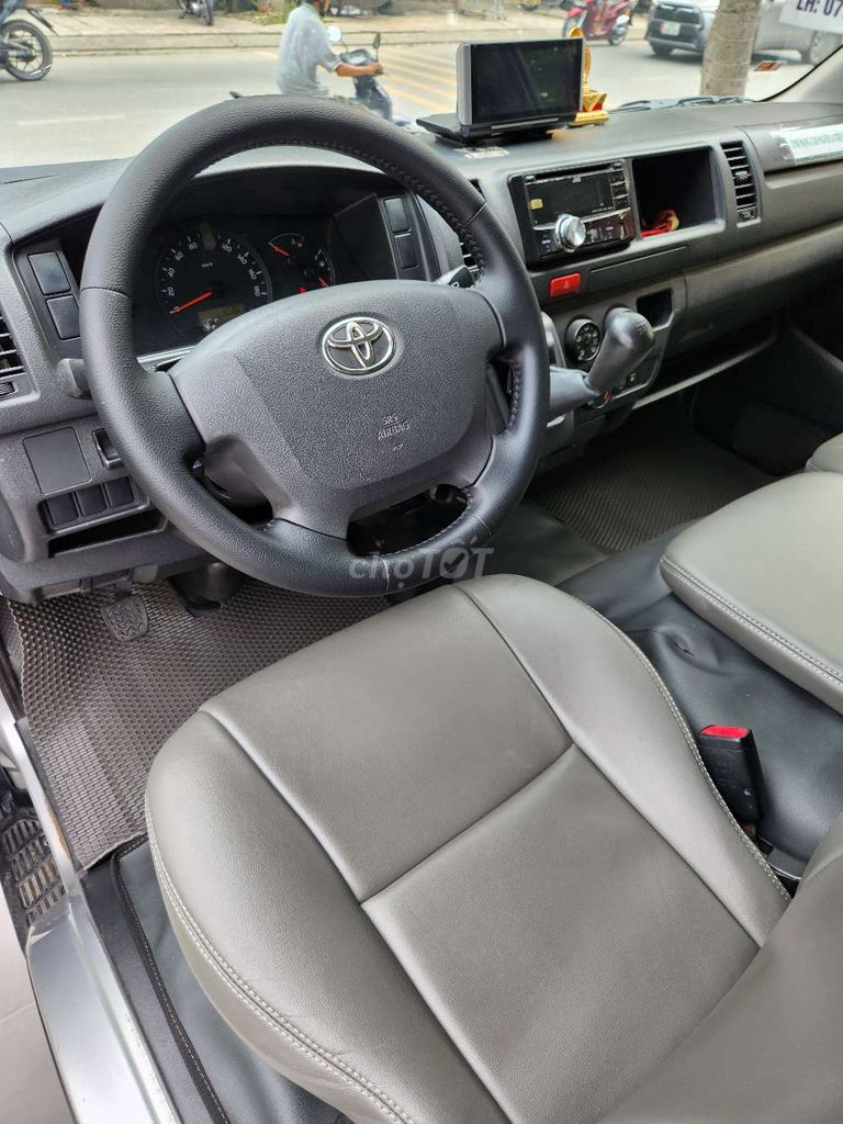 Tải Van Toyota Hiace 2014 3N/940kg sàn inox nhập. Mua bán Ô tô tại Huyện Bình Chánh Tp Hồ Chí Minh được đăng bởi TUẤN TRẦN hình 7