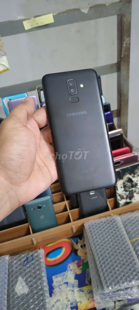 Samsung J8 2018, ram 3gb, 32gb. Mua bán Điện thoại tại Quận Gò Vấp Tp Hồ Chí Minh được đăng bởi A LONG   nhận thanh toán THẺ TÍN DỤNG hình 2