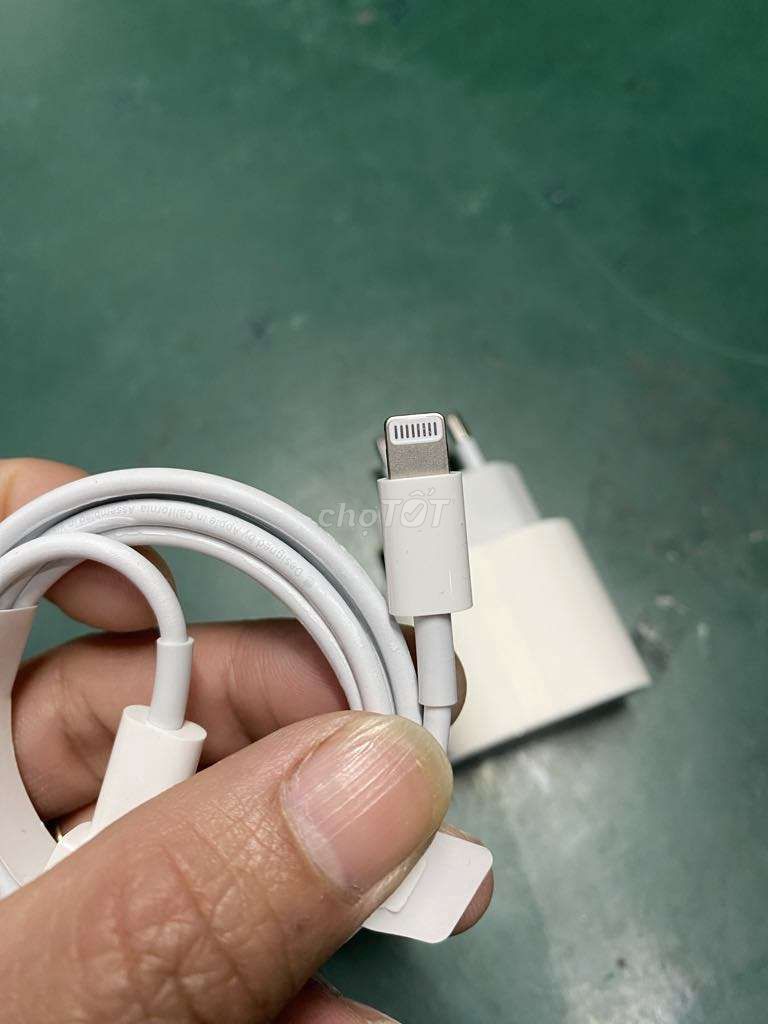 Sạc 20W cable C to L chuẩn Apple