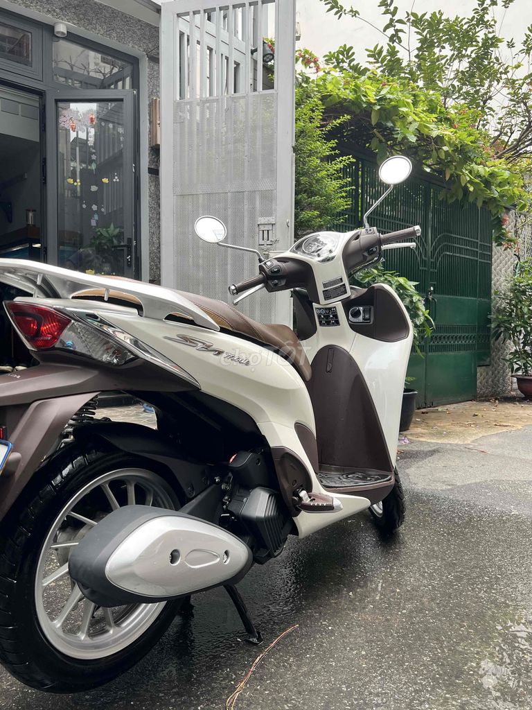 Dư dùng sh mode trắng ABS, ODO 951km, cần ra đi. Mua bán Xe máy tại Quận 3 Tp Hồ Chí Minh được đăng bởi Cao Lợi hình 5