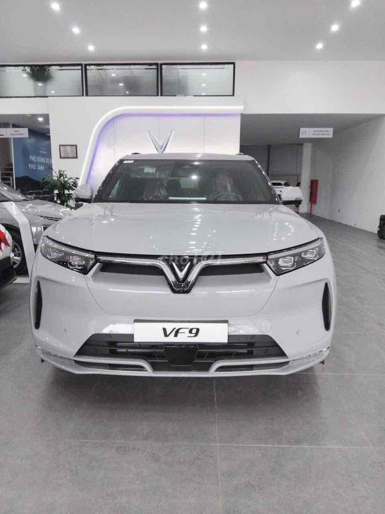 SỞ HỮU VF9–ƯU ĐÃI 3 NĂM SẠC MIỄN PHÍ, ĐỪNG BỎ LỠ!. Mua bán Ô tô tại Quận Bình Thạnh Tp Hồ Chí Minh được đăng bởi KỲ hình 2