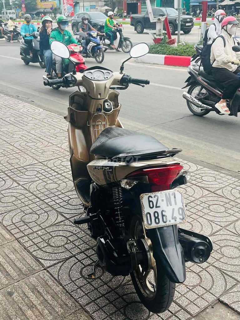 Yamaha Novo 4 2011 máy móc oke. Mua bán Xe máy tại Quận Gò Vấp Tp Hồ Chí Minh được đăng bởi Trần Hoàn hình 8