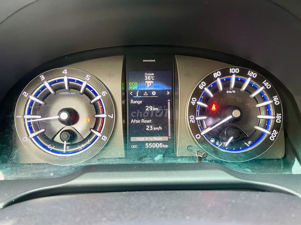 Toyota Innova 2017 2.0V cọp chỉ 55.000km full lsh. Mua bán Ô tô tại Quận 8 Tp Hồ Chí Minh được đăng bởi Trường Nguyễn Xe Sang hình 15