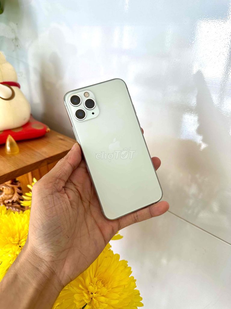 Apple iPhone 11 Pro 64GB ios 18 Mượt. Mua bán Điện thoại tại Thành phố Long Xuyên An Giang được đăng bởi phong LX  hình 1