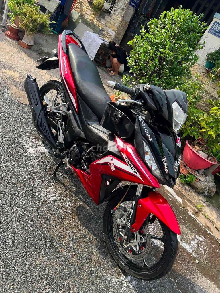 Honda Winner Красно-черный