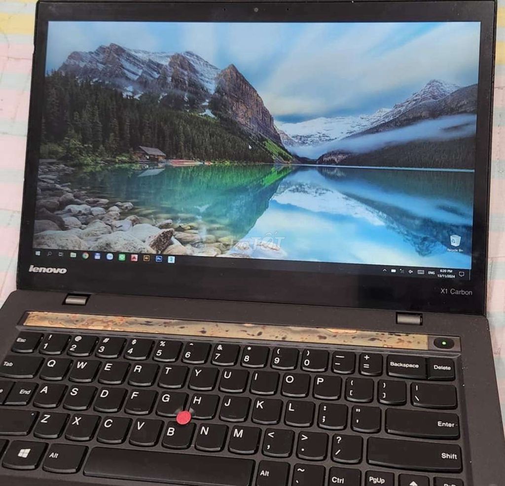 Lenovo ThinkPad X1 Carbon màn cảm ứng 4K gen 2 i7