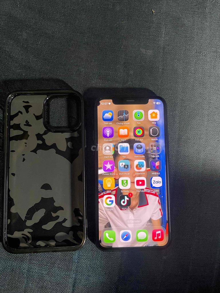 iPhone 11 Pro 256GB Lỗi sim,nguyên zin,full cn.. Mua bán Điện thoại tại Quận 8 Tp Hồ Chí Minh được đăng bởi ngothanhdieungo hình 1