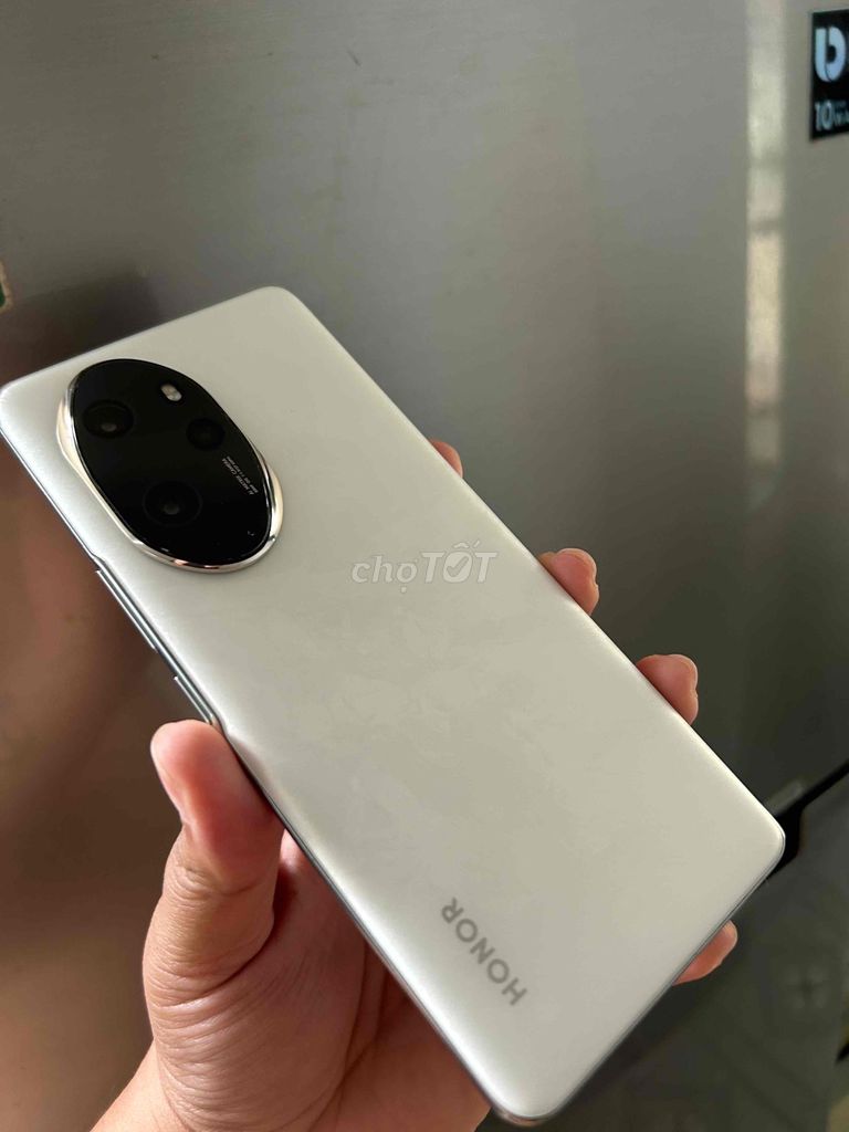 Honor 100 Pro 256GB Trắng. Mua bán Điện thoại tại Huyện Bình Chánh Tp Hồ Chí Minh được đăng bởi Gà Chiến hình 1