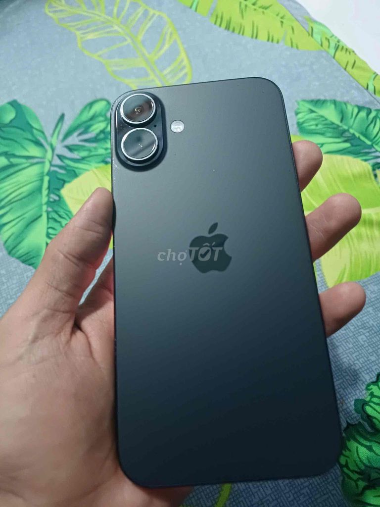 iPhone 16 Plus lock cnc ổ EID sẵn den zin đẹp gl. Mua bán Điện thoại tại Quận 12 Tp Hồ Chí Minh được đăng bởi Thành Phát hình 1