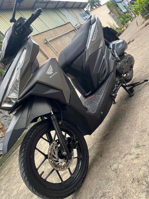 Vario chính chủ đi nước ngoài cần bán gấp. Mua bán Xe máy tại Thành phố Thuận An Bình Dương được đăng bởi Việt Thái