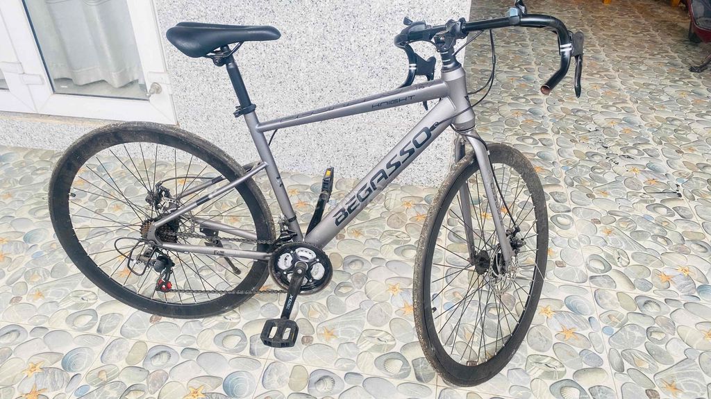 Xe đạp học sinh cần bán. Mua bán Xe đạp tại Thành phố Phan Thiết Bình Thuận được đăng bởi huỳnh thảo nguyên hình 1