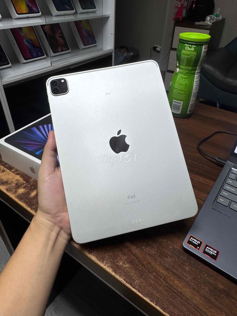 Apple iPad Pro M1 128GB Bạc. Mua bán Máy tính bảng tại Quận Hoàng Mai Hà Nội được đăng bởi Cảnh Hà  hình 1