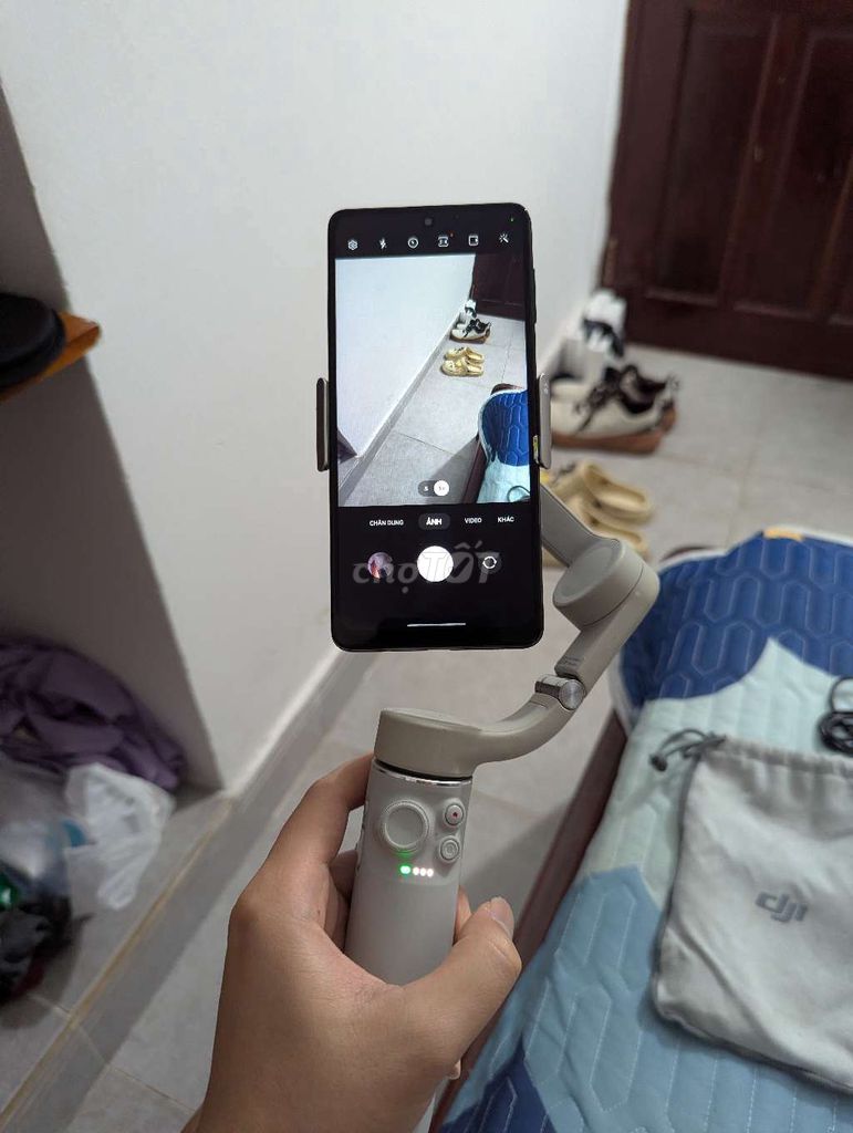 DJI Osmo Mobile 5 Xám. Mua bán Phụ kiện (Màn hình, Chuột...) tại Thành phố Vũng Tàu Bà Rịa - Vũng Tàu được đăng bởi David Nguyen hình 1