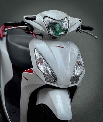 Vision 2018 Smarkey Trắng Đen có góp. Mua bán Xe máy tại Thành phố Biên Hòa Đồng Nai được đăng bởi Xe Máy Sơn Trung Duy