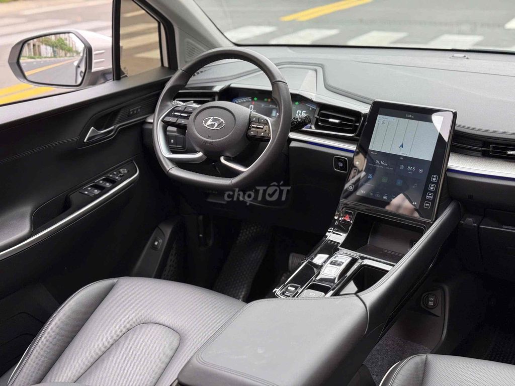 Hyundai Custin 2023 Cao Cấp 2.0T - 16.000 km. Mua bán Ô tô tại Thành phố Thủ Đức Tp Hồ Chí Minh được đăng bởi Hùng Xe Đẹp hình 12