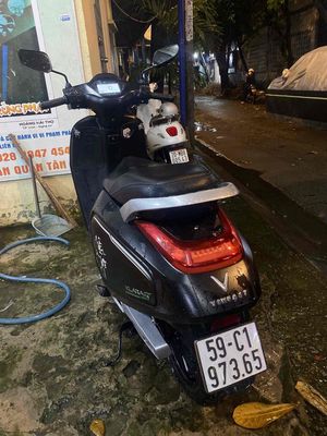 Xe máy điện VinFast Klara S2 Đen 100km/sạc