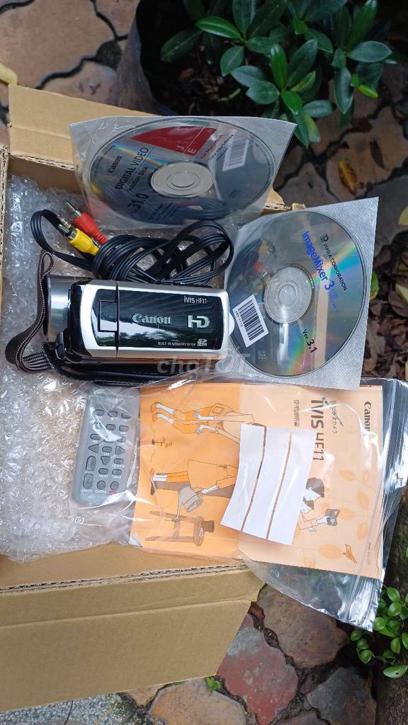Máy quay phim Canon IVIS HF11. Mua bán Máy ảnh, Máy quay tại Huyện Hóc Môn Tp Hồ Chí Minh được đăng bởi Hoàng đại hình 1