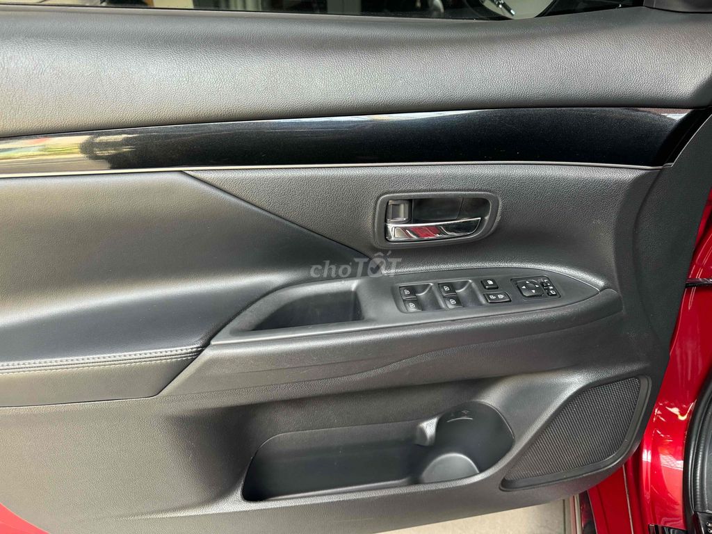 Mitsubishi Outlander 2022 photo 3