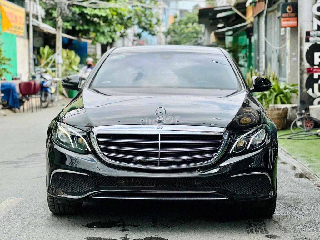 Mercedes Benz E200 Model 2017. Mua bán Ô tô tại Quận 8 Tp Hồ Chí Minh được đăng bởi Hồng Phúc hình 16