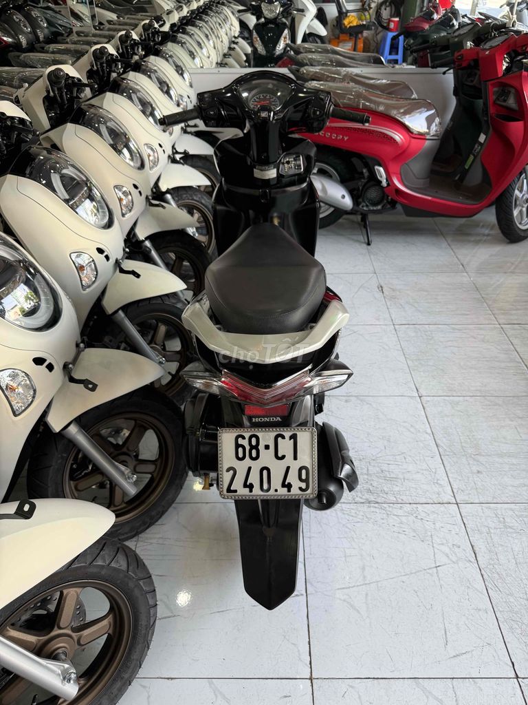 VISION 2015. Zin Cọp. Odo Thấp. Máy Zin Cực Êm. Mua bán Xe máy tại Thành phố Rạch Giá Kiên Giang được đăng bởi XE MÁY CŨ TÂN 128 hình 5