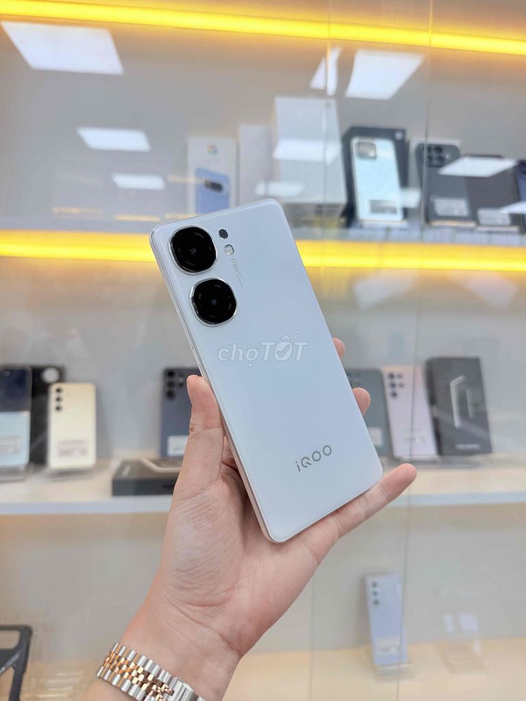 VIVO IQOO NEO 9-BẢN 12/256G-MÀU WHITE-Đẹp. Mua bán Điện thoại tại Thành phố Biên Hòa Đồng Nai được đăng bởi Mobile Di Động Biên Hoà hình 1