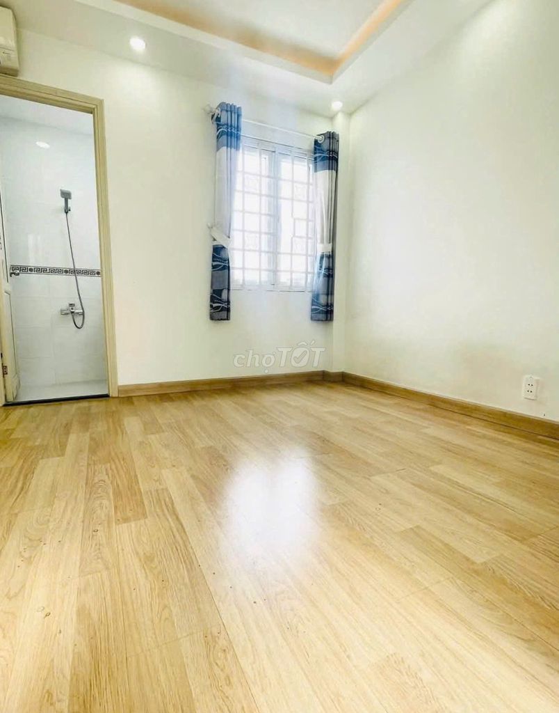 Здание 90м², 1 цоколь, 3 этажа, QL13, Hiep Binh Phuoc, Thu Duc, 25 млн
