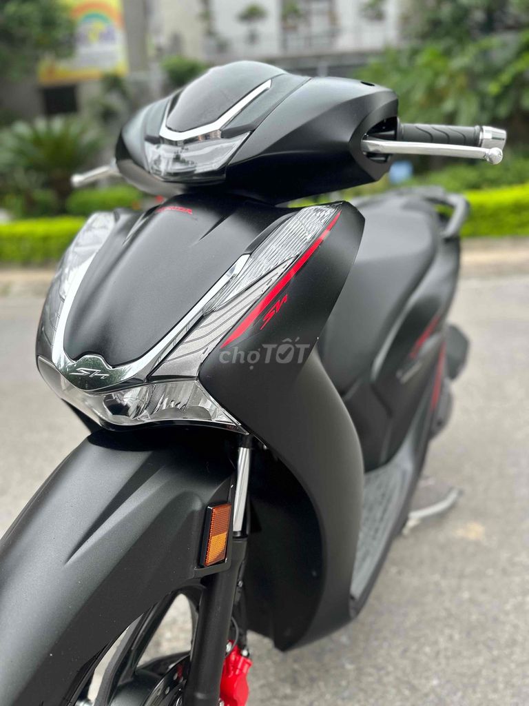 Honda SH việt Nam 2025!! 160 ABS Siêu Lướt / like. Mua bán Xe máy tại Quận Hoàng Mai Hà Nội được đăng bởi Xe Máy Quân Oanh  hình 1