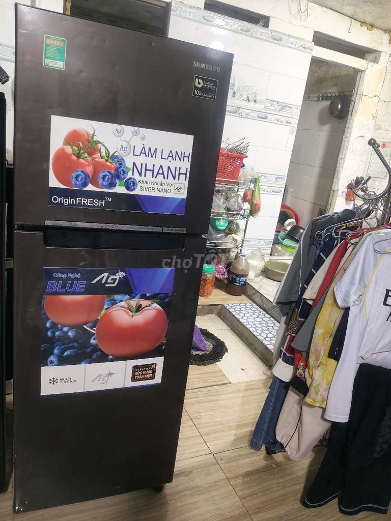 Tủ lạnh Samsung Inverter 236L Đen đã sử dụng. Mua bán Tủ lạnh tại Huyện Hóc Môn Tp Hồ Chí Minh được đăng bởi long hình 1