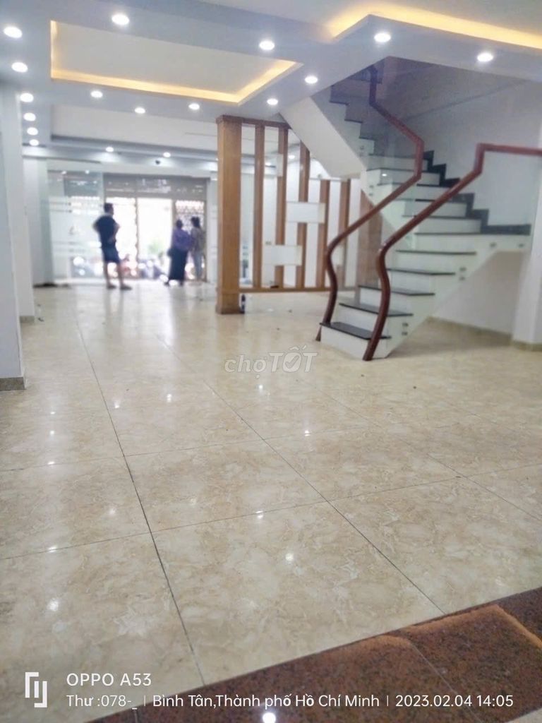 ✅ Nhà 3 Lầu + Sân Thượng , 6 x 20 m 4 phòng 5 WC