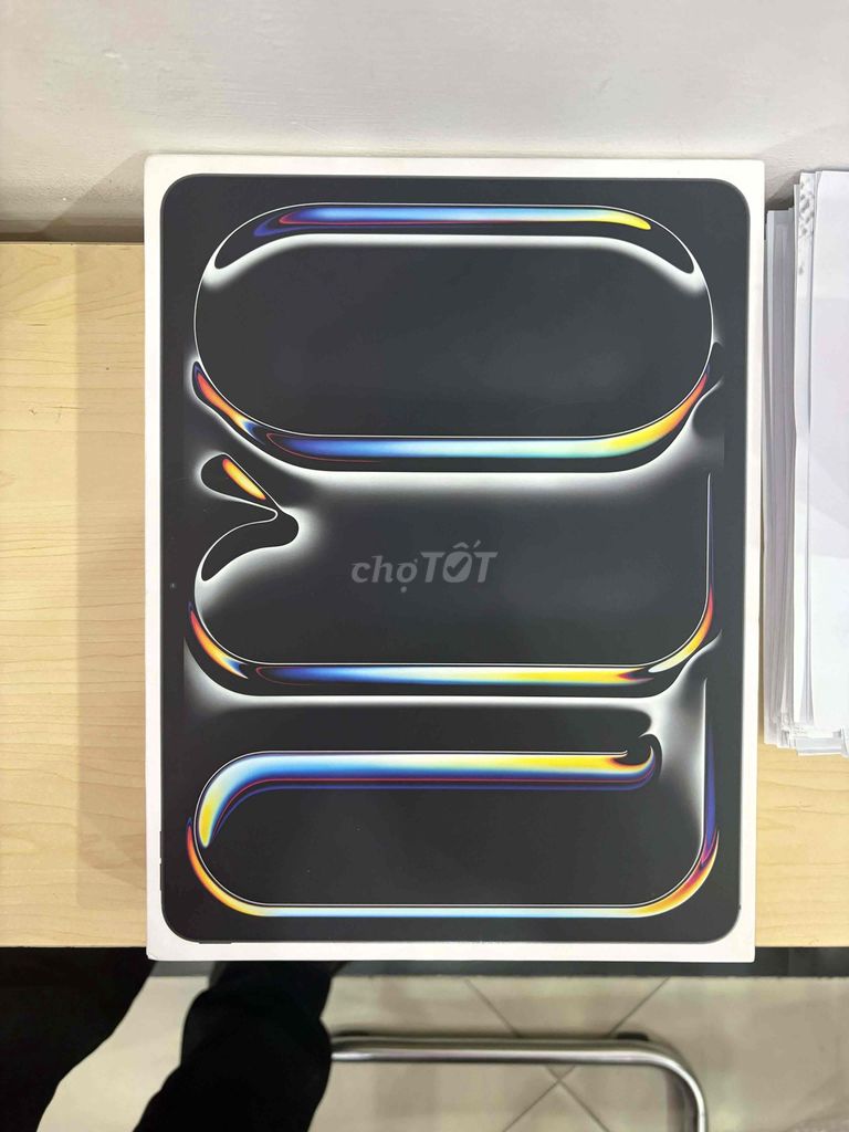 Thanh lý Ipad Pro M4 13icnh bản 1Tb mới nguyên ạ. Mua bán Máy tính bảng tại Quận Tây Hồ Hà Nội được đăng bởi Nguyễn Văn Lung hình 1