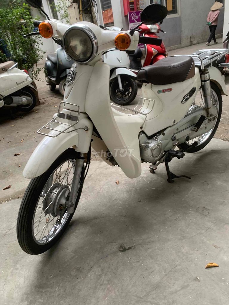 Xe Cub 50cc Halim màu trắng. Mua bán Xe máy tại Quận Hai Bà Trưng Hà Nội được đăng bởi Nguyễn Đức Quang hình 4