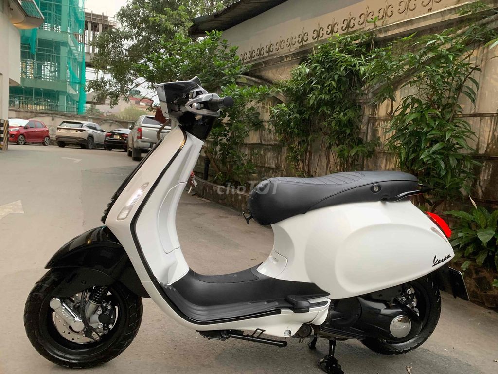 Vesspa sprint còn rất mới. Mua bán Xe máy tại Quận Nam Từ Liêm Hà Nội được đăng bởi chị Hương hình 2