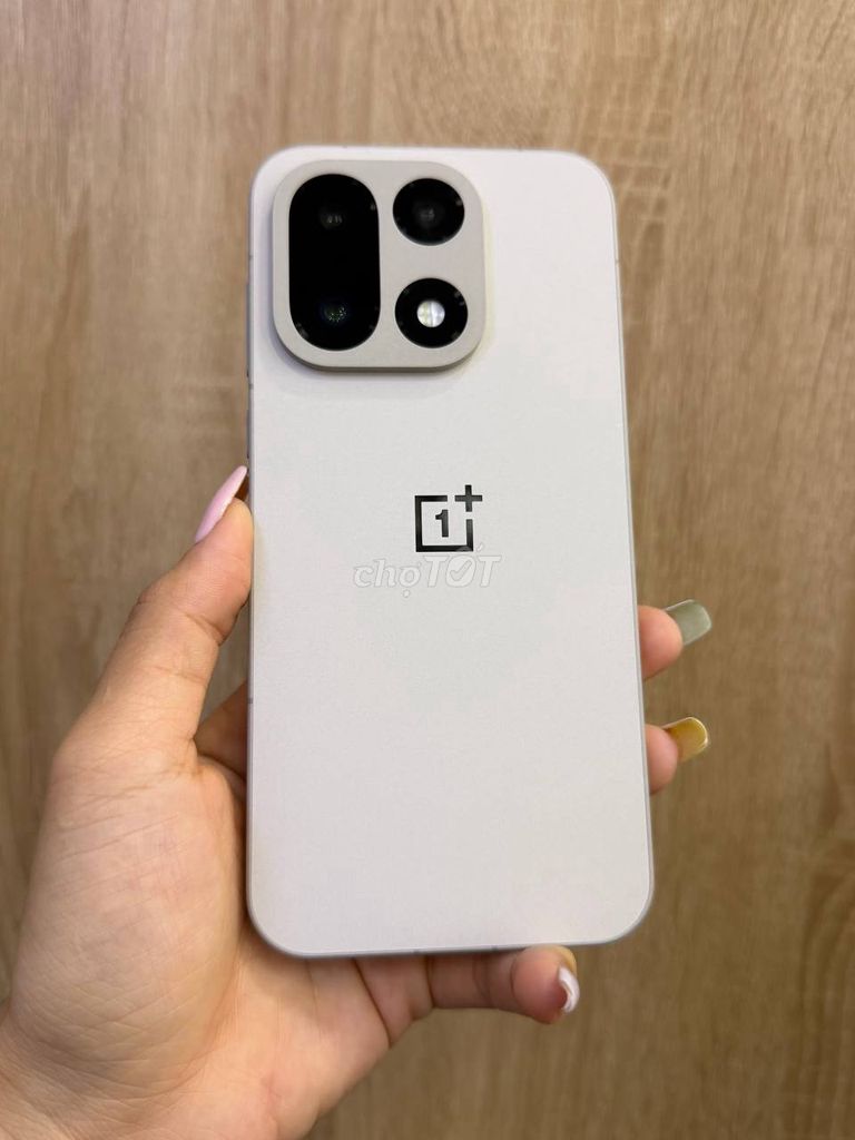 OnePlus 15 🏜️ Sand Storm sang lạ, màu cực cuốn. Mua bán Điện thoại tại Quận 10 Tp Hồ Chí Minh được đăng bởi Lê Quân Mobile hình 1
