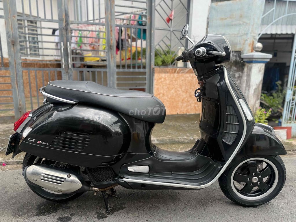 Vespa GTS ABS 2019 B65 GÓP CẦN CCCD ĐỦ 18tUỔI TRẢ. Mua bán Xe máy tại Quận Ninh Kiều Cần Thơ được đăng bởi XE MÁY HOÀNG YẾN hình 2