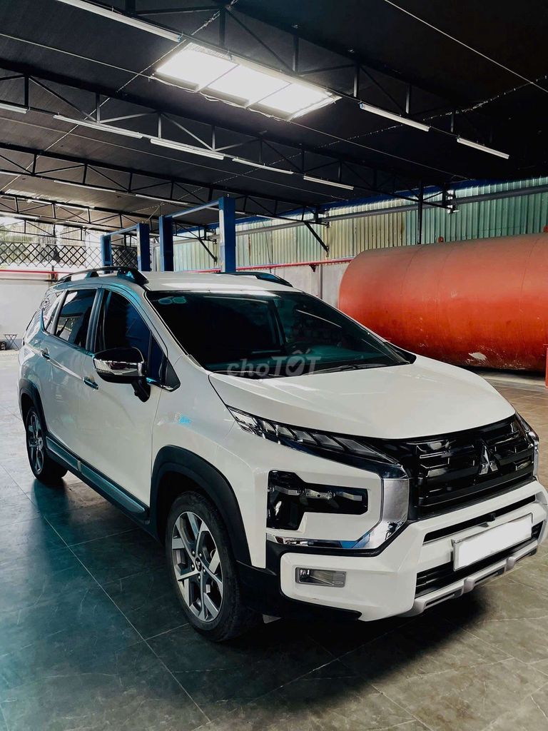 Mitsubishi Xpander cross 2024 zin đẹp. Mua bán Ô tô tại Huyện Hóc Môn Tp Hồ Chí Minh được đăng bởi Đỗ Tùng hình 2