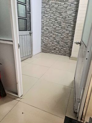 phòng nhỏ có wc riêng,giờ tự do,47/24/13B  Bùi Đình Túy